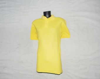 FILA Vintage 90s/2000s Excellent Men's Cotton Pique Short Sleeves Polo Shirt. Label Size: US M, D 50, I 50. Yellow