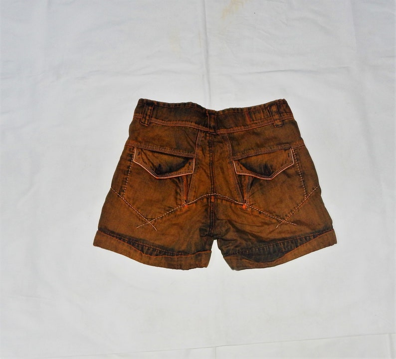 MARITHE' FRANCOIS GIRBAUD Vintage 90s/2000S Women's Fashionable Linen Carpenter Cargo checked Shorts. Label Size: 30. Brown/orange image 8