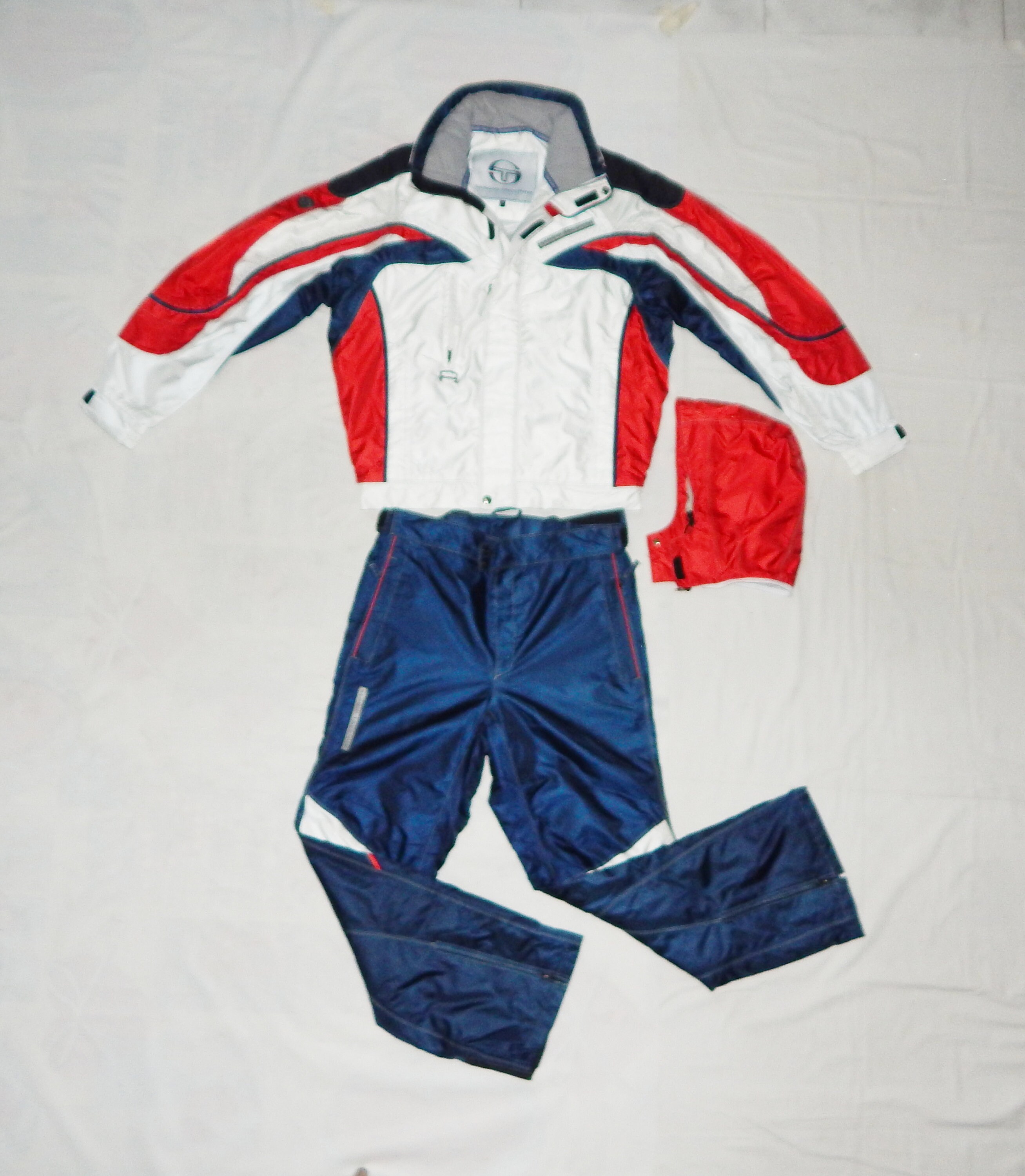 Image of Sergio Tacchini Ski Tech Unworn Mens Thermal Set 2P, L, It50, Uk38/40, Multicoloured