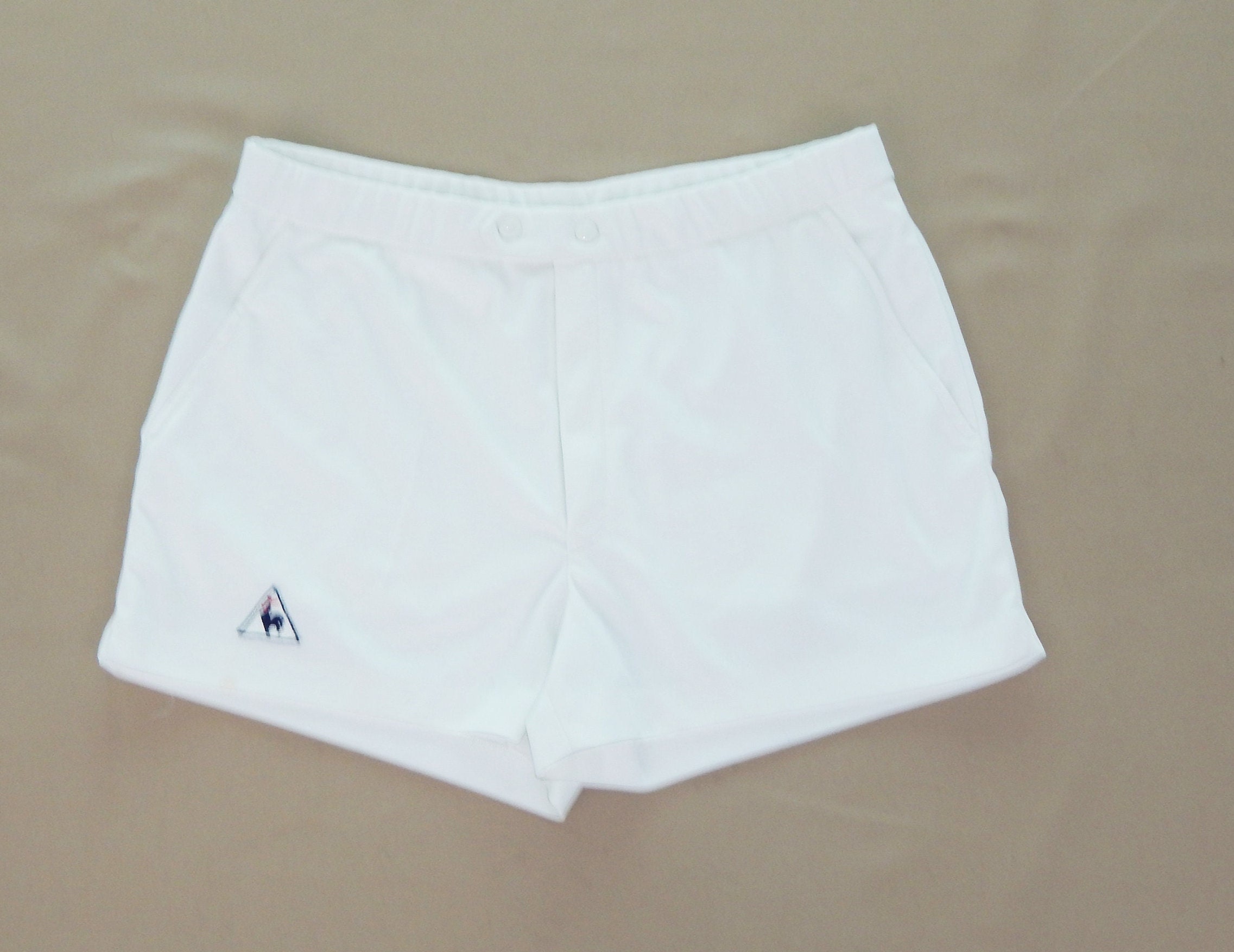 VINTAGE LE COQ SPORTIF TEMPLATE 1980'S WHITE FOOTBALL SHORTS JERSEY  SIZE L ADULT