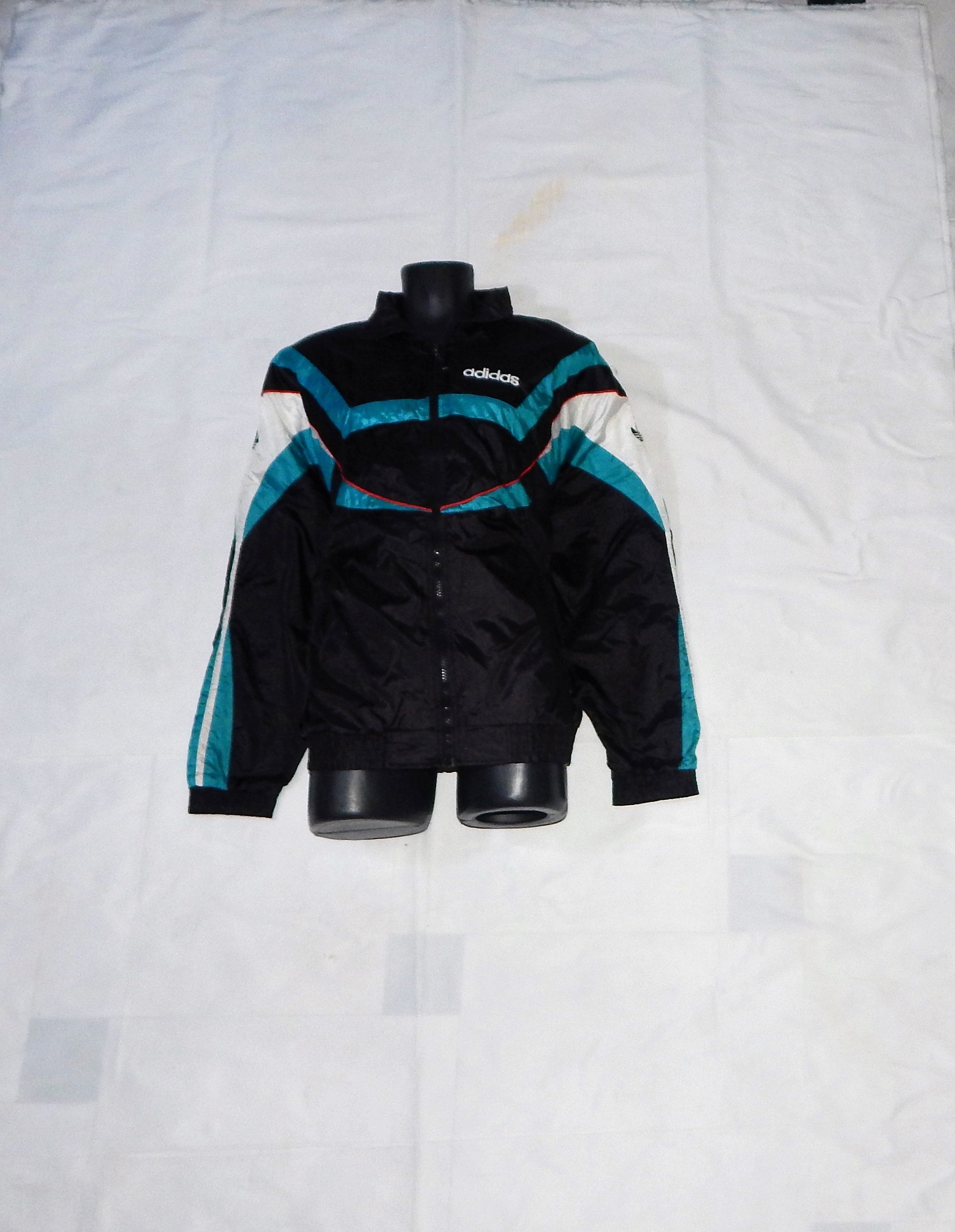 ADIDAS Vintage 90s Trefoil Adults