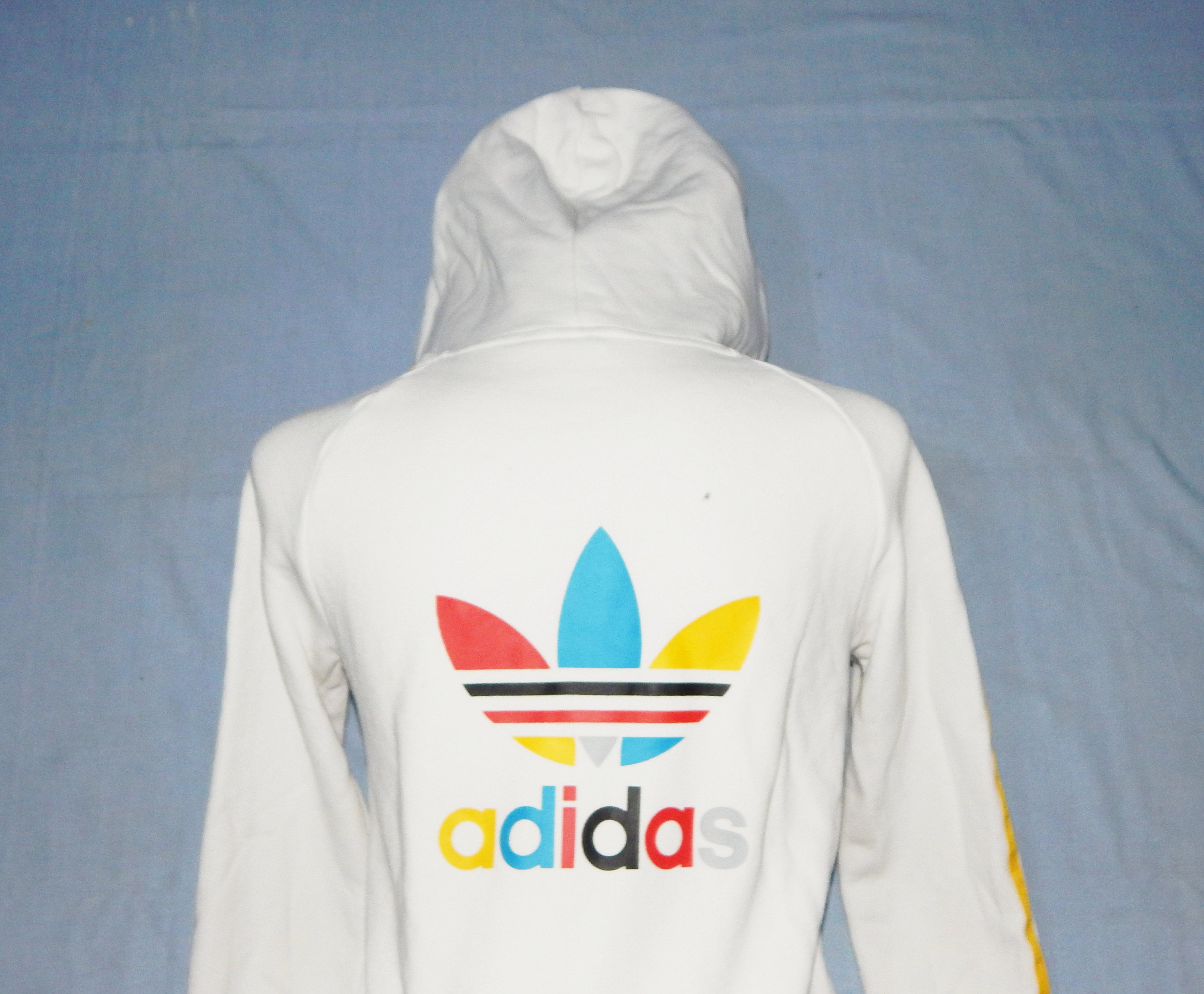dh3066 adidas