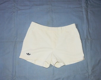 Adidas Vintage 70s Ventex Trefoil Rare Adults' ATP Official Tennis Shorts. Size D 50, UK 36, Us 34, IT 4. White