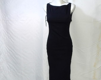 Dolce & Gabbana Vintage Made in Italy Stunning Women's High class  sleeveless Dress. Size 42IT, 28Eu, Black