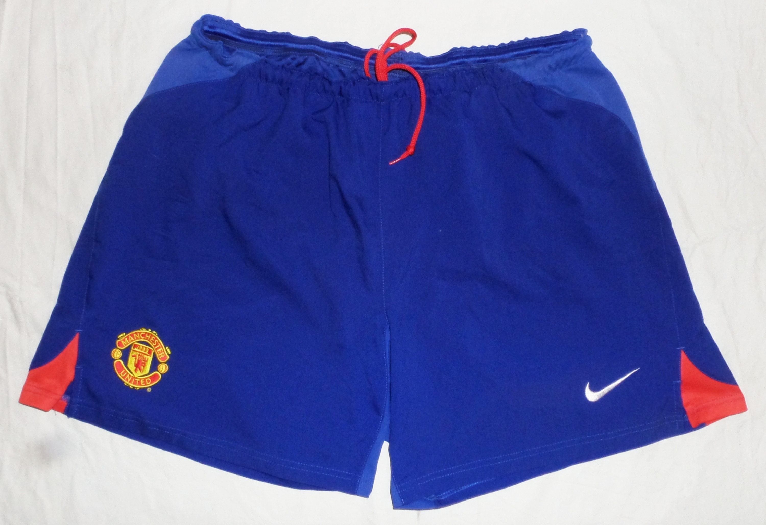 Image of Manchester United Football Team Rare 2005/ 2006 Away Nike Shorts , Size L , Gb 34/36