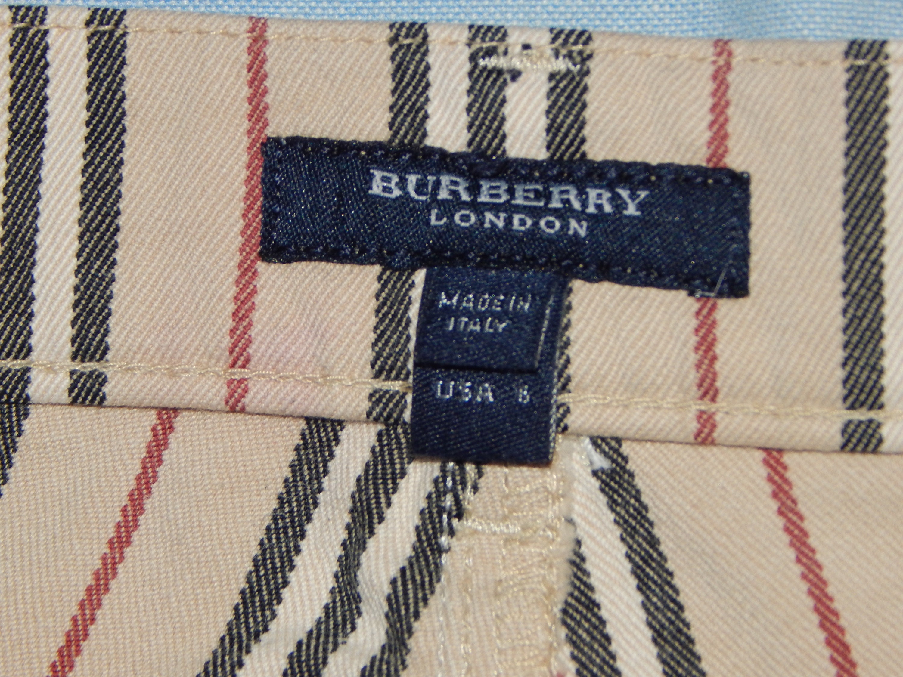 BURBERRY LONDON Made in Italy Vintage 90s Rare Nova Check Women