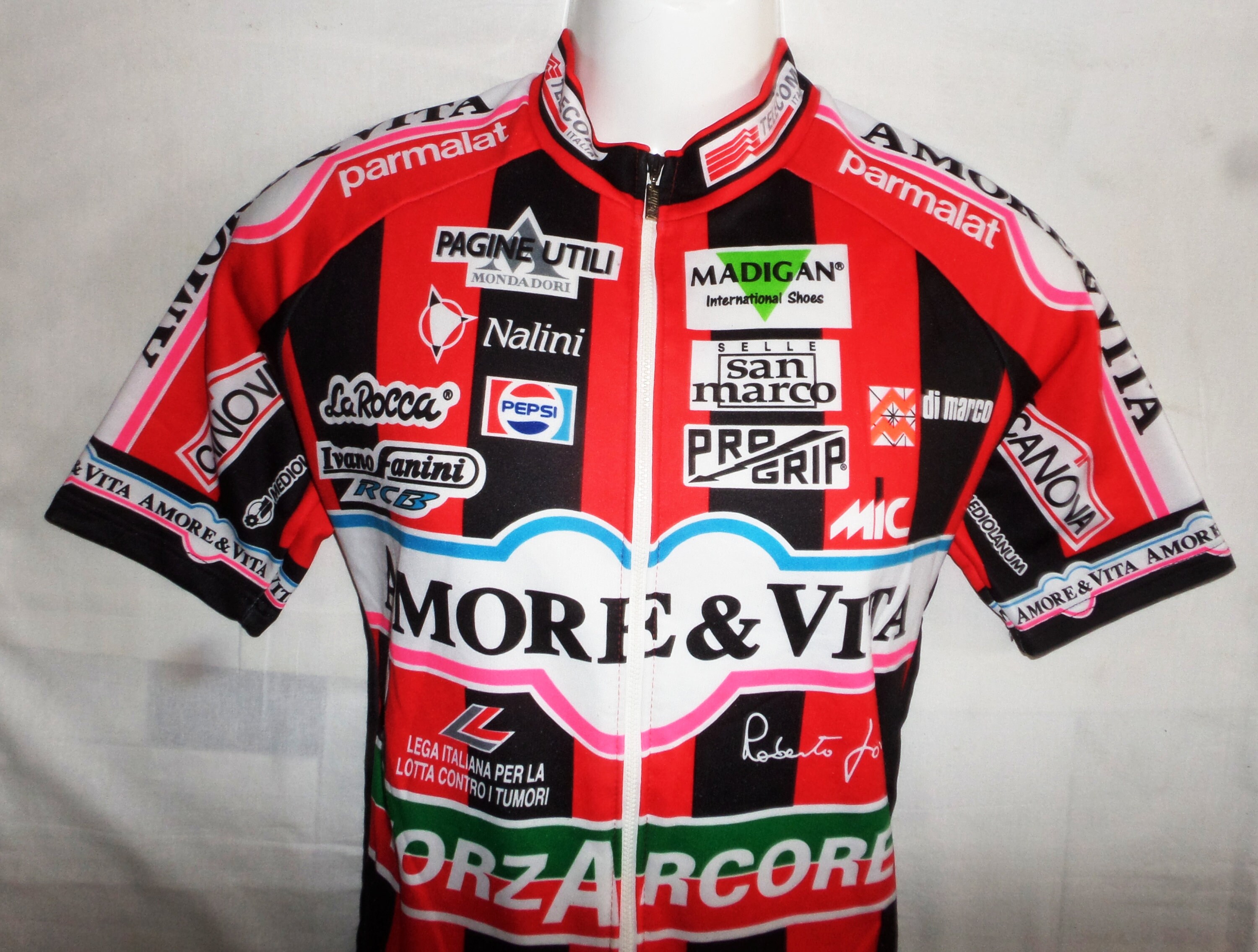Amore & Vita - équipe Fanini, Milano - Sanremo 1996s Rare Vintage à manches courtes vélo Jersey,Sz.4 - L, par Jean Amore & Vita Milano - équipe Fanini, Milano Vita - Sanremo 1996s Rare Vintage à manches courtes vélo Jersey,Sz.4 - L, par Jean 63c21f