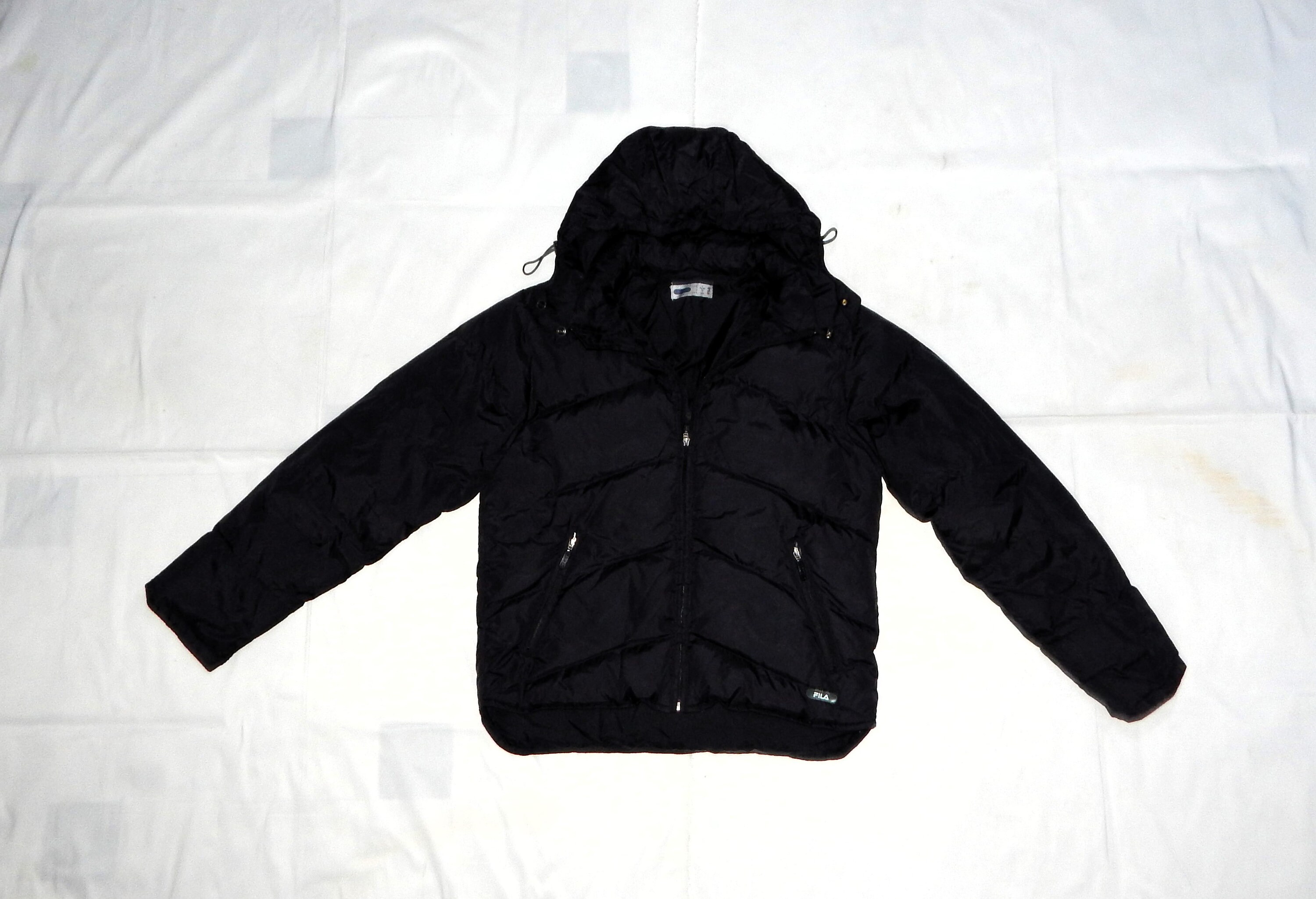 FILA Vintage 90s / 2000s Men's Excellent Down Duck Short Feather