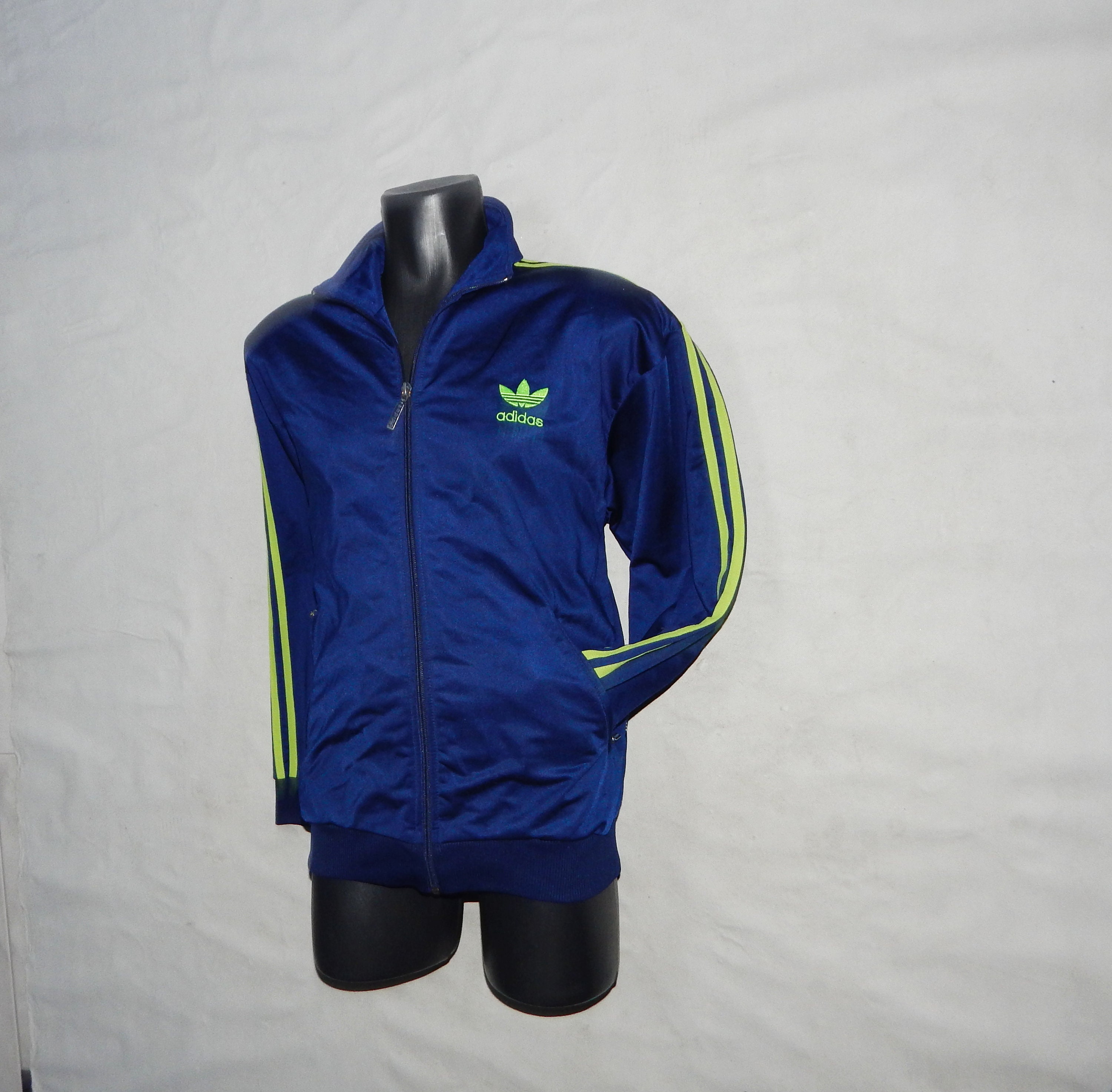 adidas COUGARS フード付きジャケット サイズ　M 古着 adidas COUGARS フード付きジャケット サイズ M 古着Ω