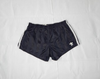 short retro adidas