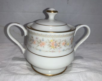 Gorham China Buttercup Pattern Sugar Bowl