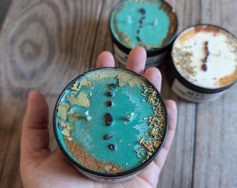 Świeca sojowa Yule Ritual 8 oz: Herbal Intention, dekoracja na zimowe przesilenie