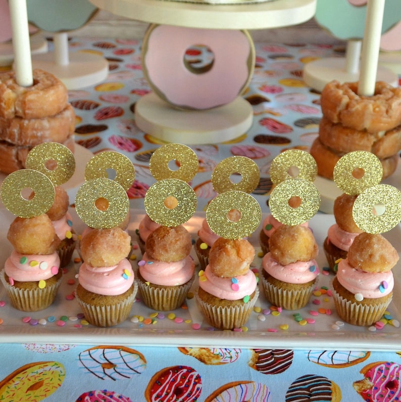 Baking Cupcake Decorations KEEP CALM AND EAT CUPCAKE FLAGS Cupcake Toppers