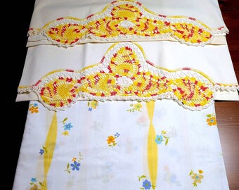 Set Percale Full/Double Flat/Top Bed Sheet, Pair Crochet Edge Pillowcases, Cottage Floral, Remix Bedding