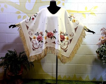 VTG Gorgeous Victorian Style Romantic, Crewel Hand Embroidery, Ruana/Poncho/Cape, Warm OSFA Bohemian Cottagecore
