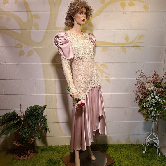 Victorian Lace, Garden Wedding, 80s Party Dress, J