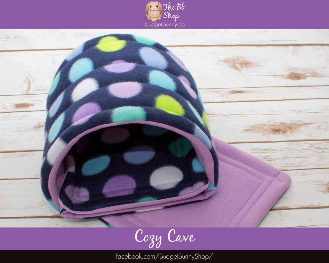 Polka Dot Fleece Hidey Hut With Removable Pee Pads for Guinea Pigs