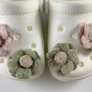Knit Flower Shoe Charms for Crocs - 4Pcs
