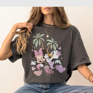Disney Comfort Color Minnie daisy besties shirt Vintage Minnie Shirt disney summer shirt happiest cousins shirt Disneyworld shirt 00155 image 5