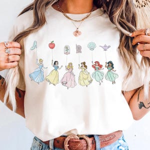 Comfort Color® Vintage Princess with Balloons Shirt Disney Cinderella Belle Rapunzel Ariel Jasmine Snow White tee Disney Trip Sweat 001087 image 3