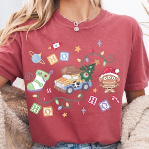 Comfort Color® Disney Pixar Toy Story Christmas Shirt Woody Shirt Pizza Planet shirt Buzz Hamm Rex Tee Magic Kingdom Disneyland trip 001145 imagem 4