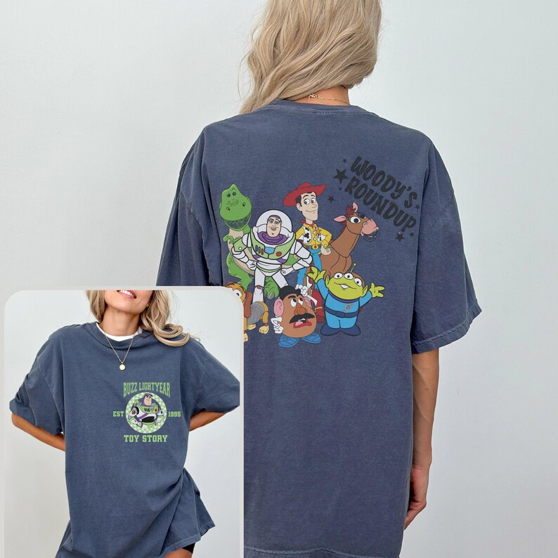 Comfort Color® 2-sided Pixar Toy Story Woody's Roundup Group Shot Portrait Shirt, Buzz Hamm Rex Tee, Magic Kingdom Disneyland Family 00227 Bild 4