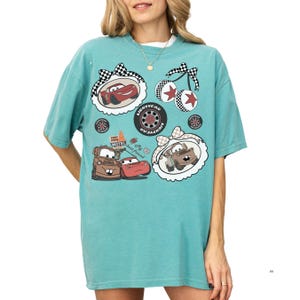Comfort Color® Disney Lightning McQueen & Tow Mater my best friend Shirt Disney Cars Shirt Disney Pixar Character Disneyland Trip tee 001009 画像 9