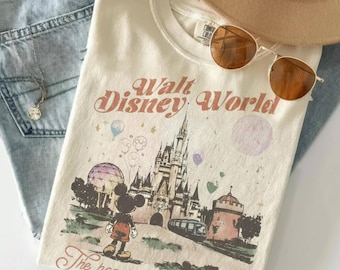 Camiseta Comfort Color® Vintage Walt Disney World El lugar más feliz del mundo Camiseta de vacaciones de Disney Camiseta de Mickey de Disneyworld Viaje a Disney 001412
