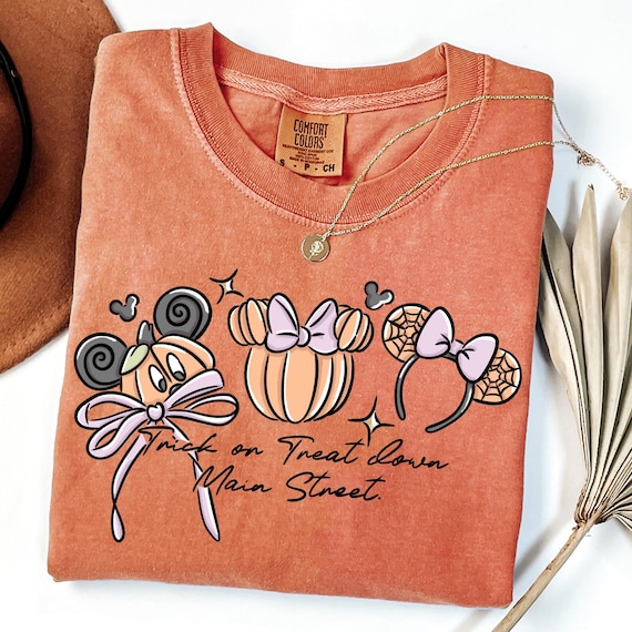 Comfort Color® Disney Mickey Pumpkin Shirt Halloween shirt magical shirt Vintage Minnie Pumpkin shirt Disney Family trip 00922