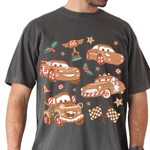 Comfort Color® Disney Tow Mater Coquette Bow Christmas Shirt Lightning McQueen Xmas tee Disney trip Doc Hudson Disney trip Shirt 001003 画像 3