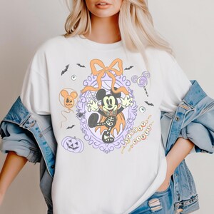 Comfort Color® Disney Mickey Ghost Shirt, Disneyland Halloween Shirt, Disney Mickey Halloween, Coquette Bow Mickey Halloween shirt 00910 Bild 7