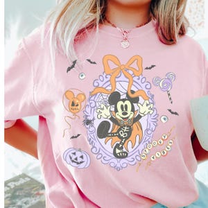 Comfort Color® Disney Mickey Ghost Shirt, Disneyland Halloween Shirt, Disney Mickey Halloween, Coquette Bow Mickey Halloween shirt 00910 Bild 6