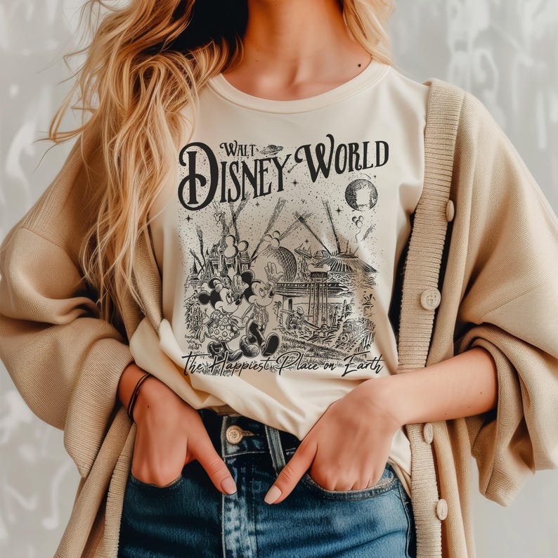 Comfort Color® Walt Disney World Shirt, The Happiest Place on Earth Shirt, Disney trip 2024, Disney Dream Shirts, Mickey Minnie Shirt, 00218 afbeelding 5