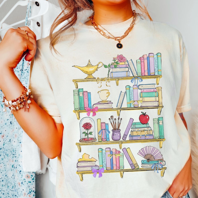 Comfort Color® Princess Princess Book Shirt Disney Teacher Librarian Shirt Disney Book Lover Shirt Belle's Library Disney Book Worm 00892 Bild 2