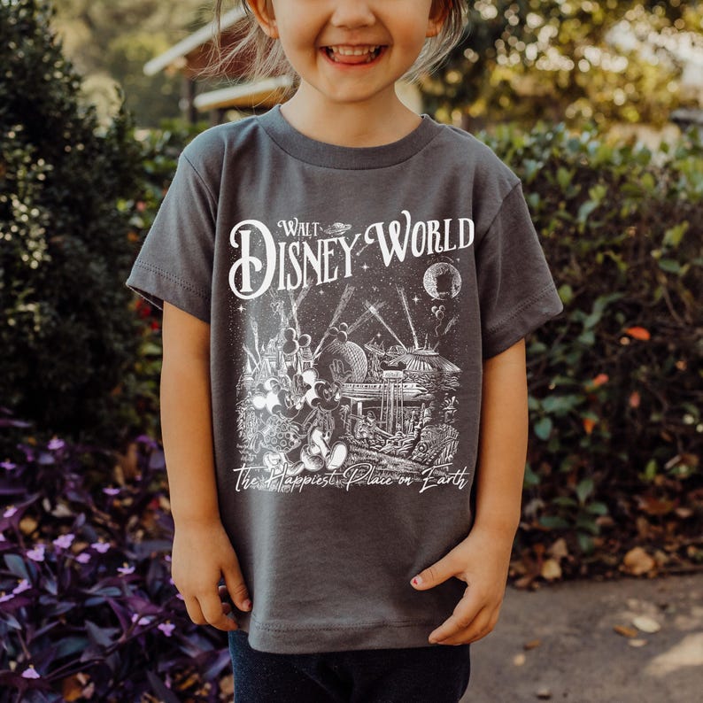 Comfort Color® Walt Disney World Shirt, The Happiest Place on Earth Shirt, Disney trip 2024, Disney Dream Shirts, Mickey Minnie Shirt, 00218 afbeelding 6
