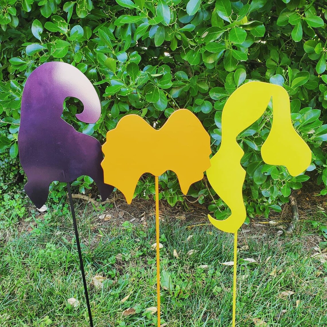 The Sanderson Sisters Set of 3 Hocus Pocus Garden Stakes Etsy