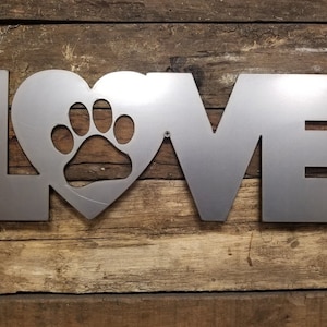 Paw Prints on your Heart, Metal decoration