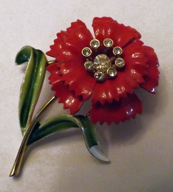 Trifari Enameled Flower Pin Mod 1960s