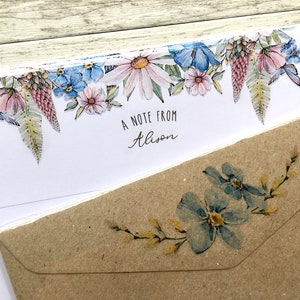 SPRING GARDEN Juego de papel de escritura personalizado de 20 - Papel de notas personalizado con cartera de regalo opcional - Papelería femenina