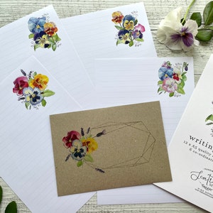 Conjunto de papel de carta da coleção PANSY - Papel de carta com tema de flores de amores-perfeitos - conjunto de amigos por correspondência - Scattered Seed Co
