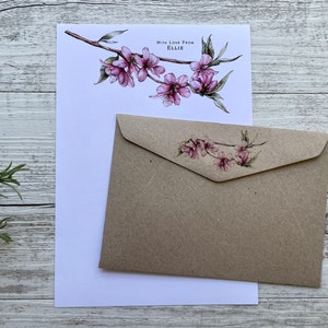 CHERRY BLOSSOM Juego de papel de escritura personalizado de 20 - Papel de notas personalizado con cartera de almacenamiento de regalo opcional - Papelería femenina