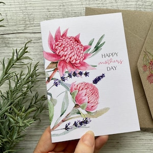 Tarjeta del Día de la Madre de Australia Waratah - Pensando en ti - Es el Día de la Madre - En blanco - Feliz aniversario - Tarjeta del Día de la Madre con flores australianas