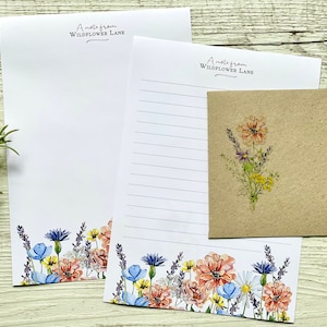 Juego de 20 papeles de carta personalizados WILDFLOWERS - Papel de notas personalizado con funda de regalo opcional - Papelería femenina