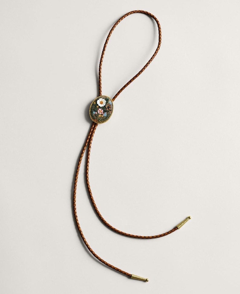 Colección Willow Avalon x Willa Claire Co / Corbata bolo estilo western / The Festival Shop / Edición limitada imagen 8