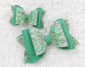 Seafoam Green Bow