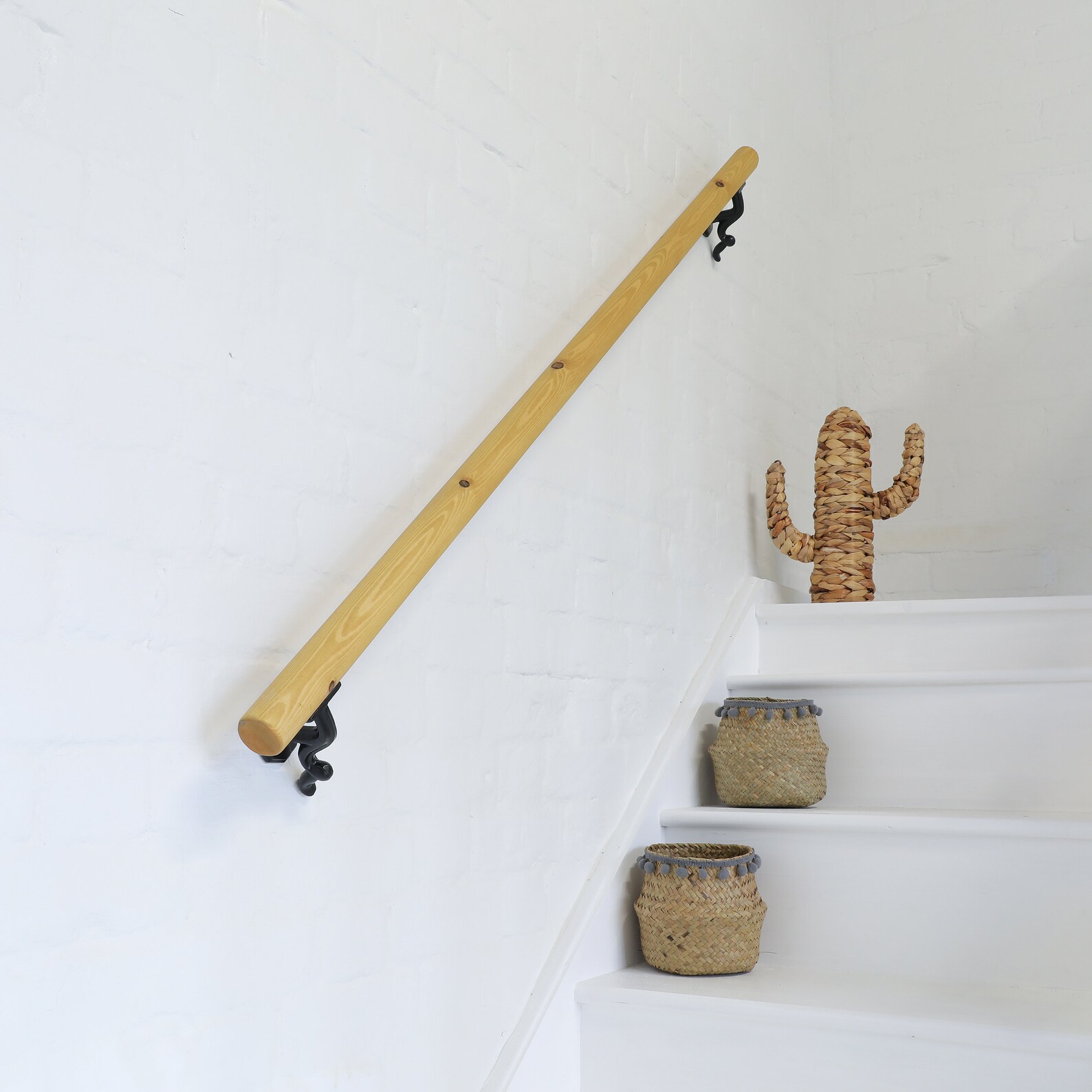 Handrail - Circular Wood & Wrought Iron - Timber Circular - 5cm - Main ...