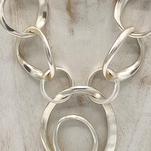 Statement-Halskette, einzigartig in Großbritannien entworfen. Geschenk für sie. Geburtstag, Valentinstag Bild 2