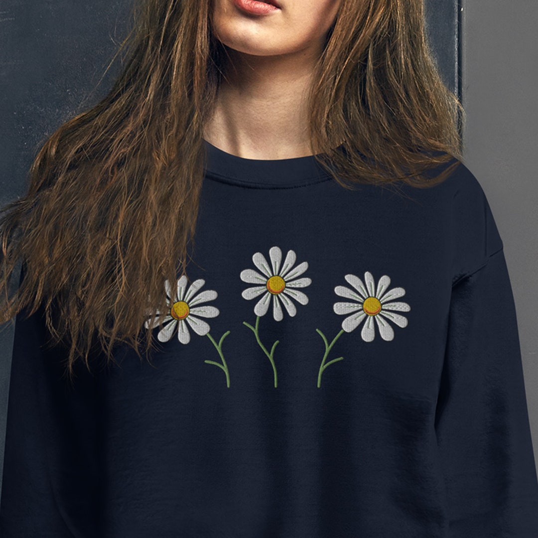 Daisy Flower Embroidered Sweatshirt. Wildflowers Sweatshirt. Floral ...