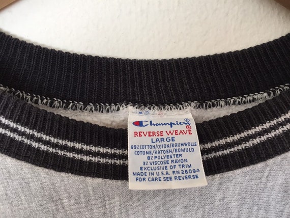 Champion Reverse Weave Small Logo Embroidery Pull… - image 9