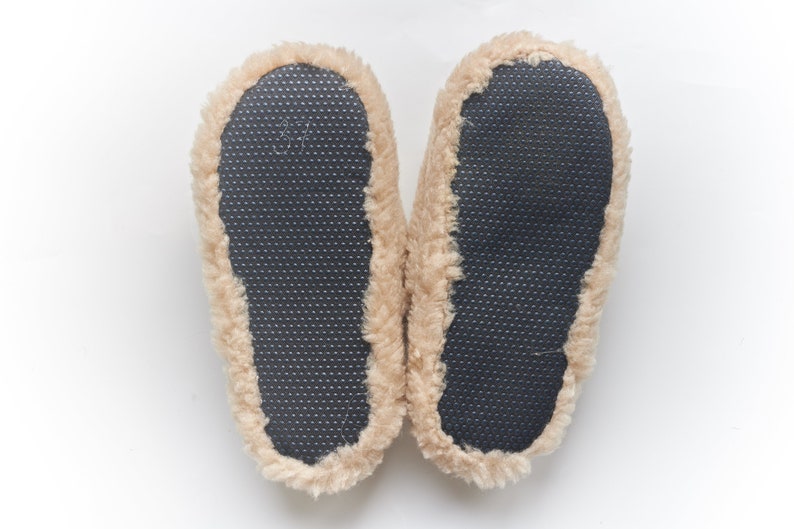 Women's fur slippers | Etsy